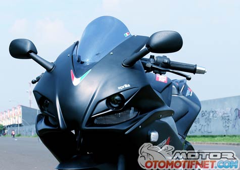 Pulsar 180 RSV4 6