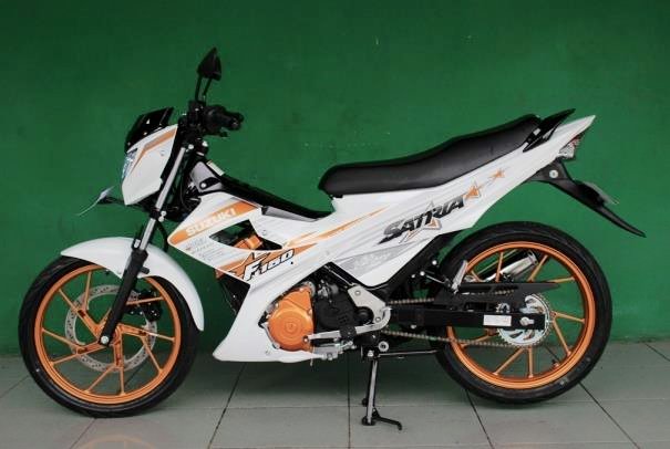 Satria FU White Fighter