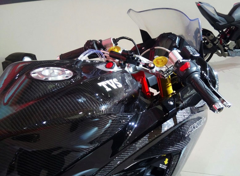 TVS Akula 310 TVS Akula 310