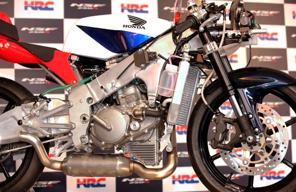 honda-nsf250_moto3_060.jpeg