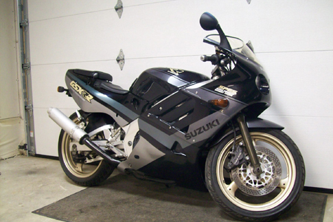 GSX R3