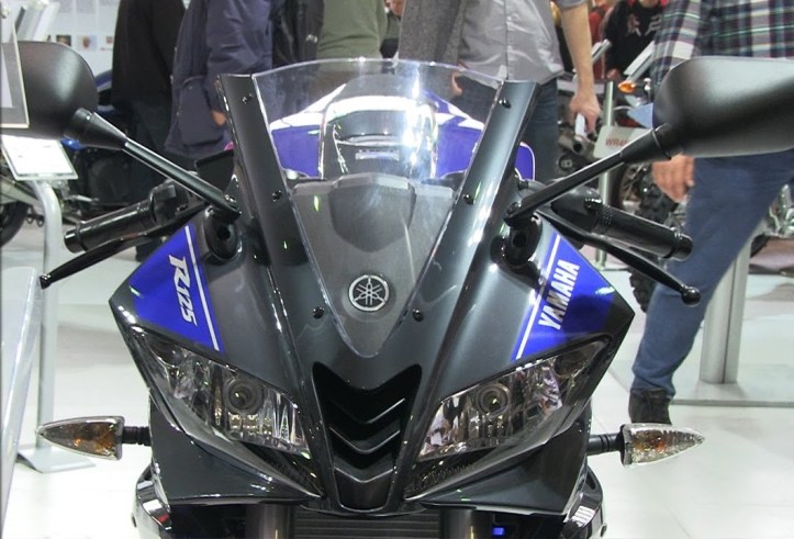 YZF R125