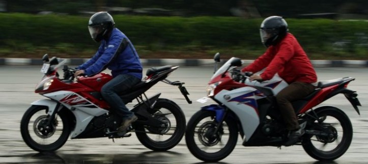 R15 vs CBR150