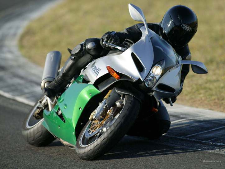 Tornado Tre 900 Ride