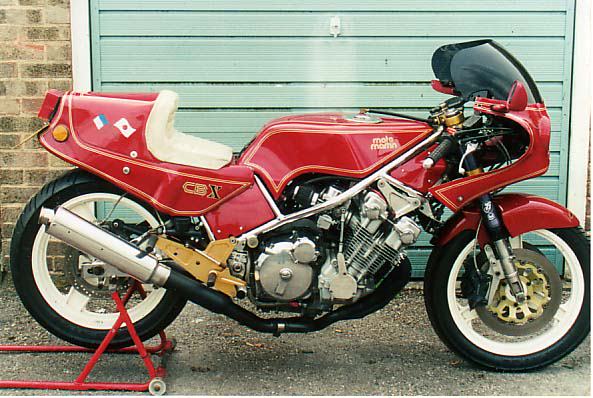 Moto Martin CBX 2