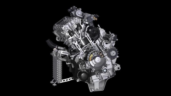 YZF R1 2015 Engine 3