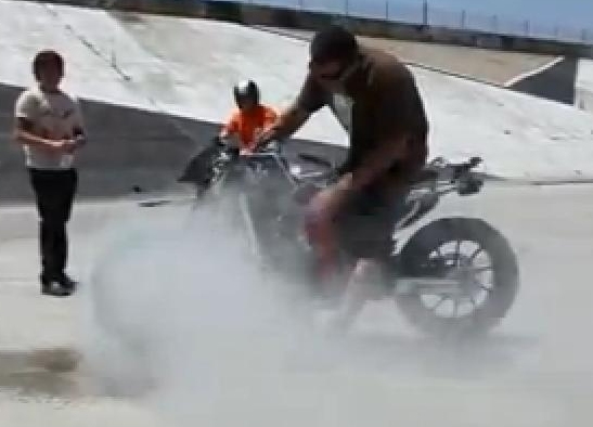 Burnout Front Wheel 6