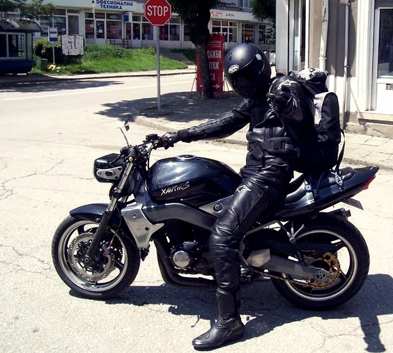 Kawasaki Xanthus ZR400