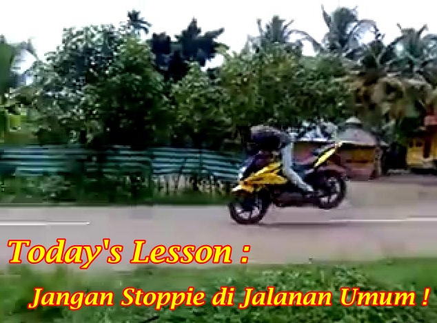 Stunt di Jalanan Umum Main