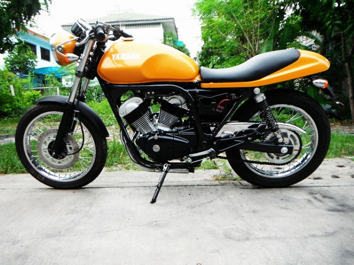 Yamaha SRV 250 Custom 7