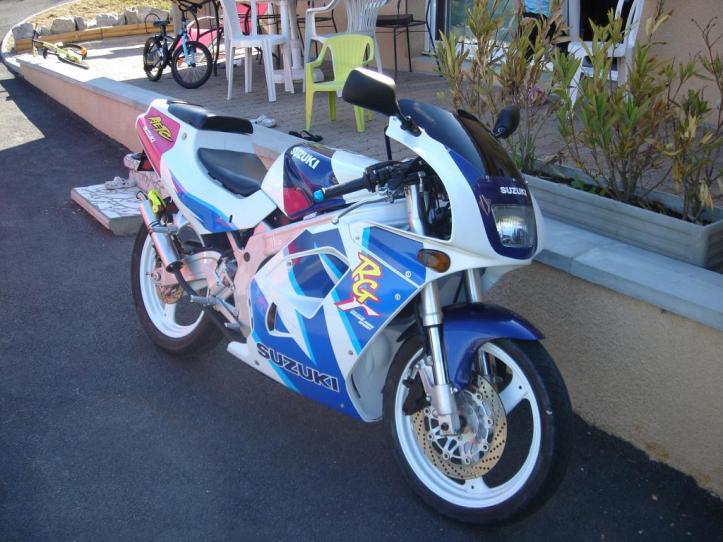 Suzuki RG125 Gamma 5