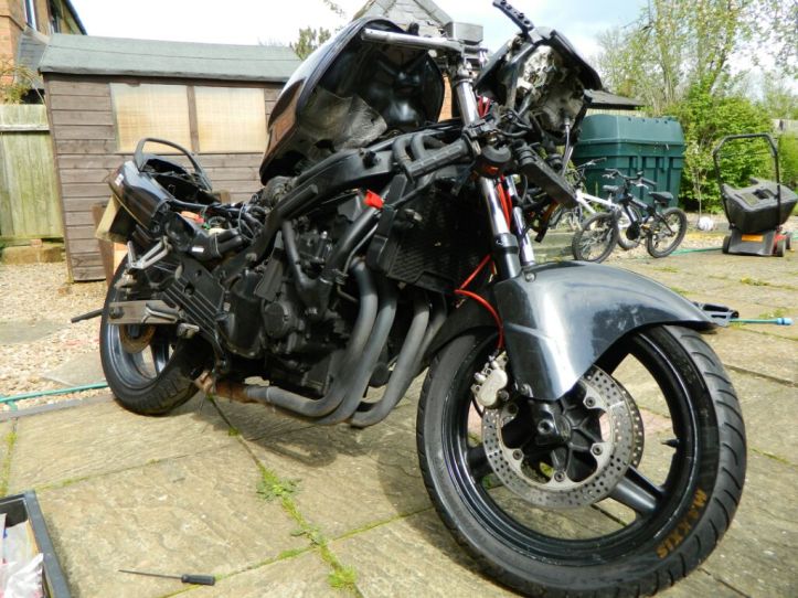 Honda CBR 750 Hurricane 10