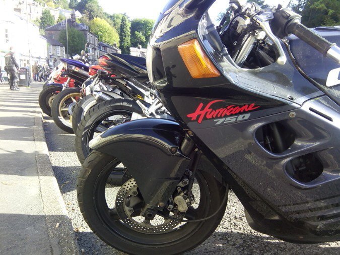 Honda CBR 750 Hurricane 5