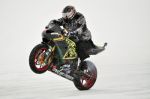 Ryan Suchanek Wheelie Diatas Es 2