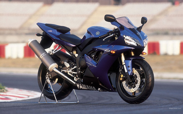 Yamaha YZF R1 2002 2