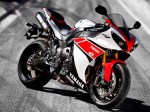 Yamaha YZF R1 2009 4