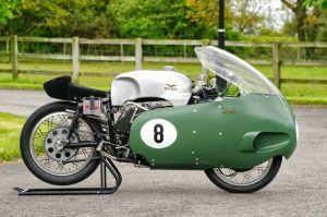 Moto Guzzi Ottocilindri Dustbin