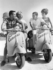 Sejarah Vespa - Vespa Vintage Ads