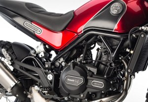 Benelli Leoncino Scrambler 500