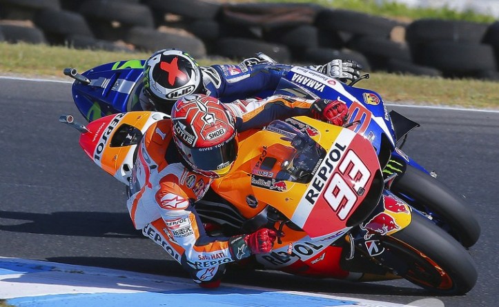 Jorge Lorenzo vs Marc Marquez Phillip Island 2015