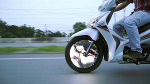 Moto Wheelie - Velg Bergambar