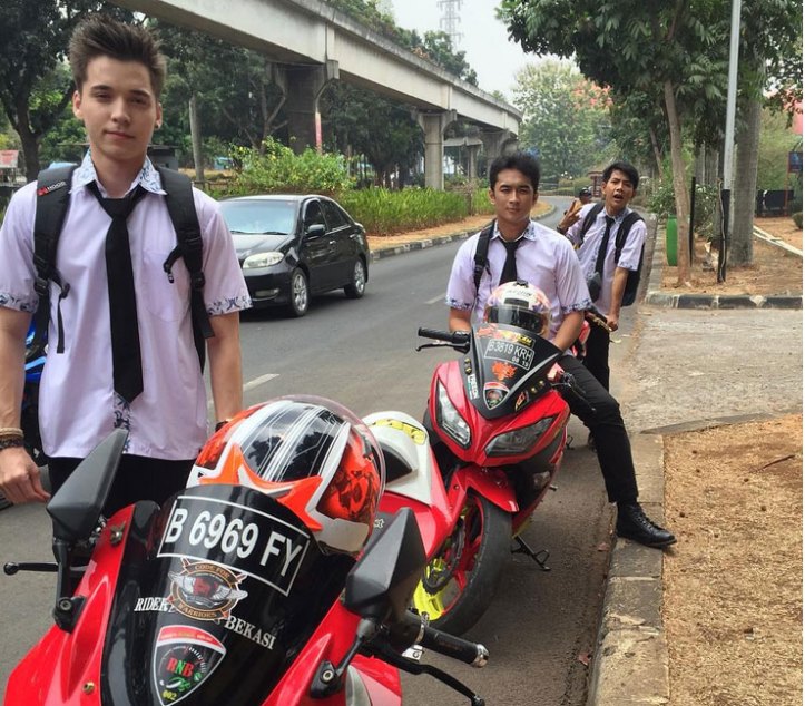 Sinetron Anak Jalanan b