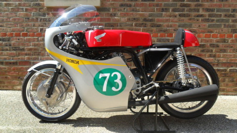 Honda RC162 Replica - CBR250RR 4