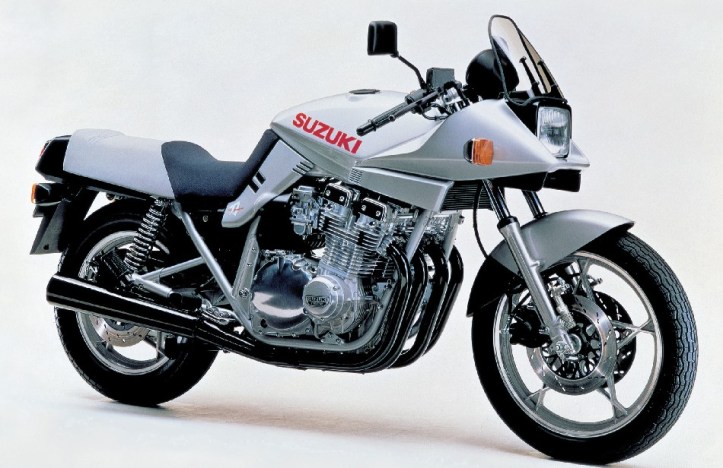 Suzuki GSX-1100S Katana